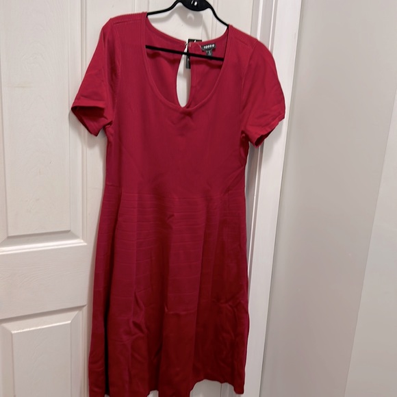Torrid new women’s 3x knit dress, short sleeve raspberry red. - Picture 1 of 4
